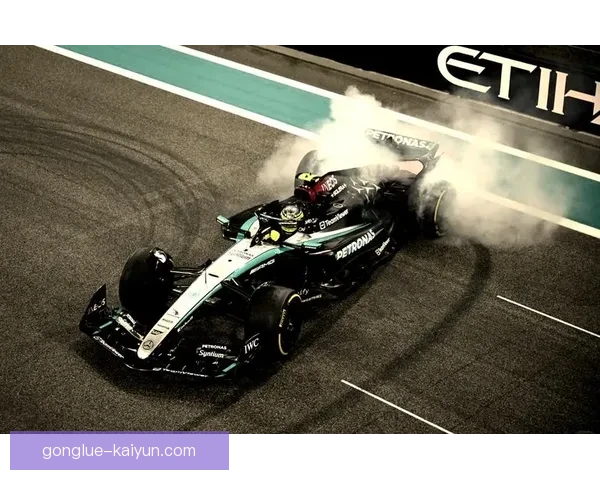 F1最新赛季精彩回顾与各车队成绩分析
